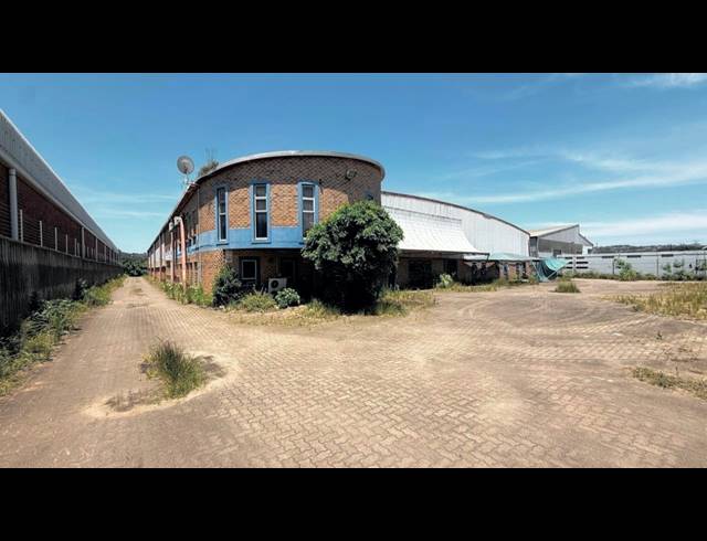 3,500M² WAREHOUSE TO LET IN SPRINGFIELD PARK